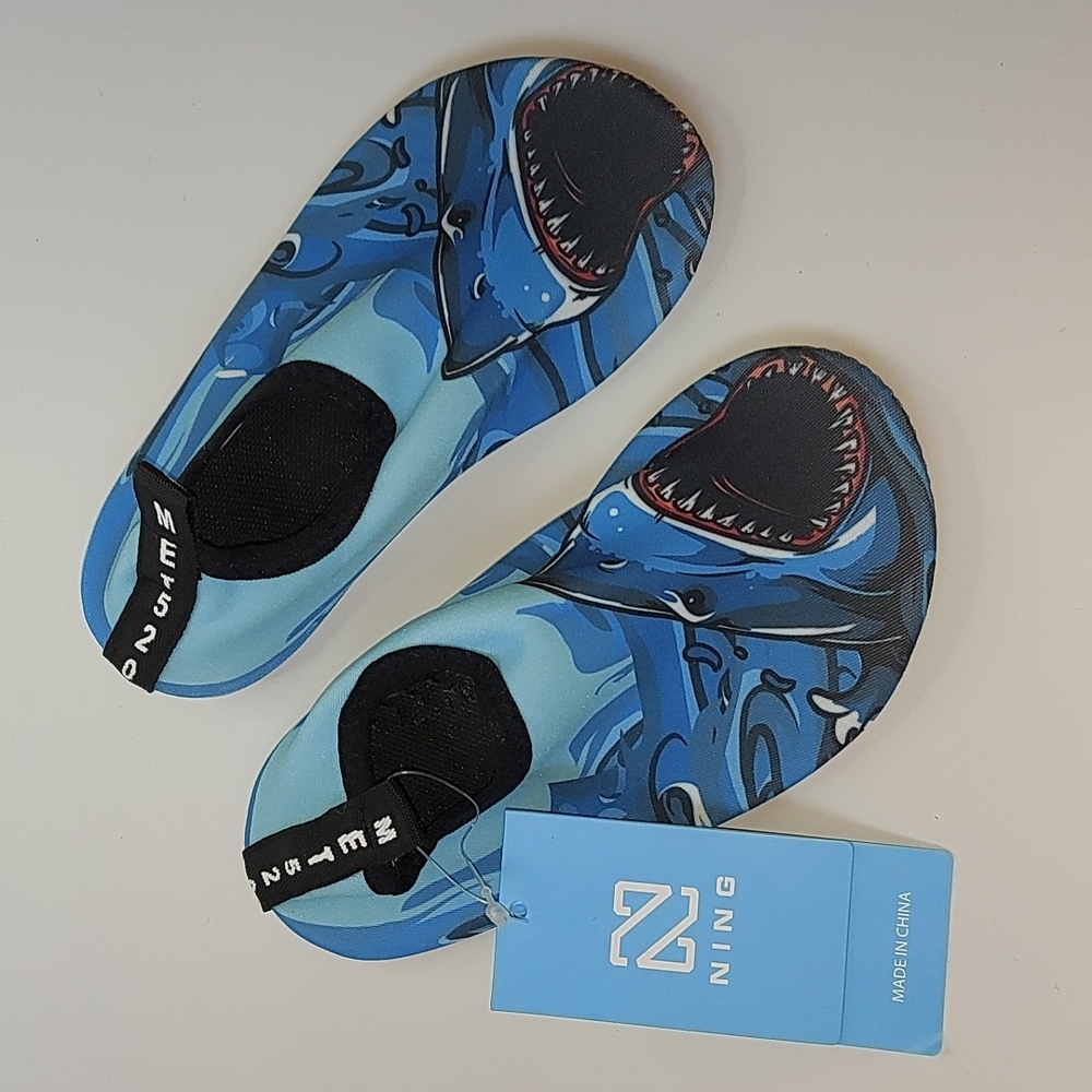 Kids shark water shoes, NWT